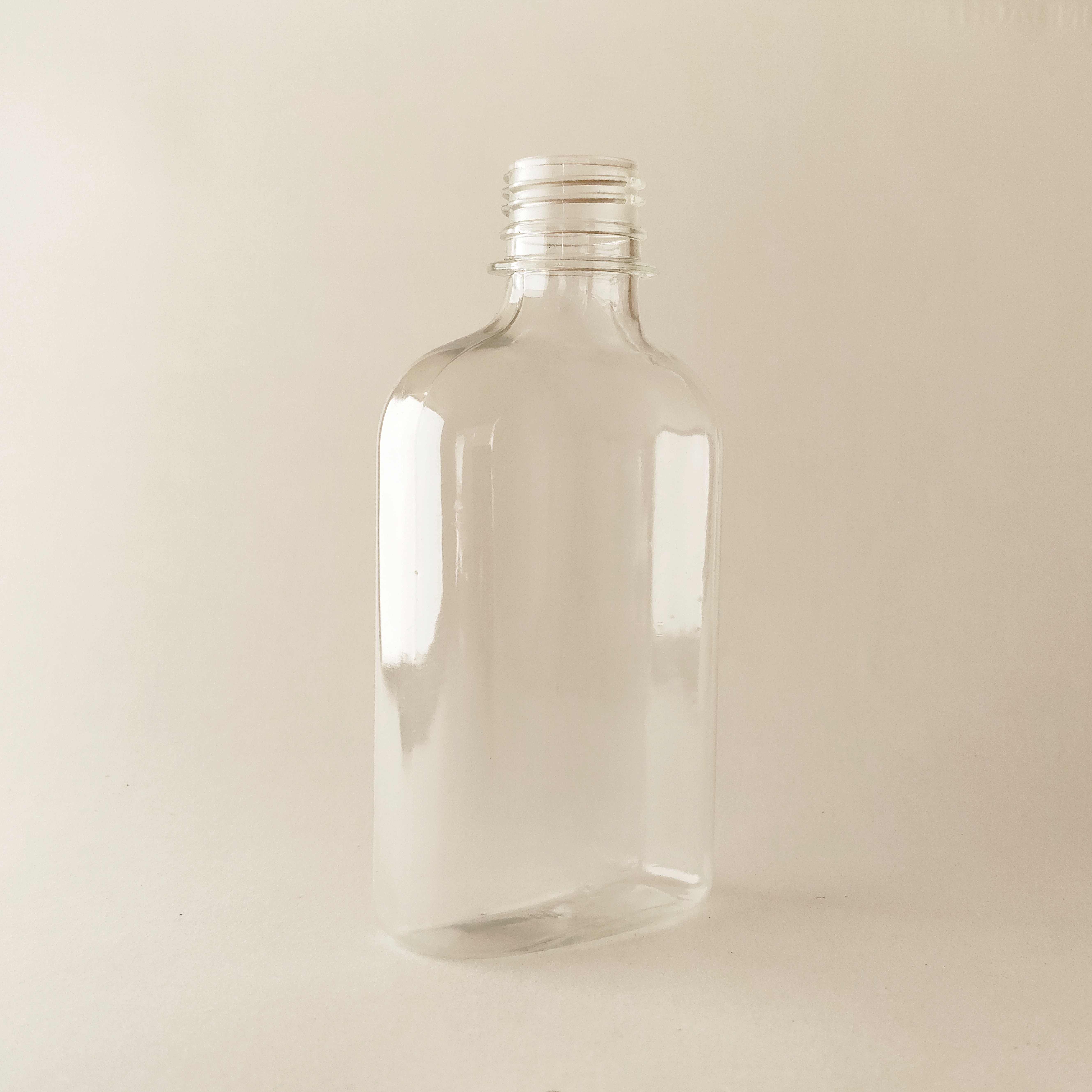 بطری پت ۲۵۰ سی سی کتابی شفاف کیسه ۳۰۰ عددی با درب